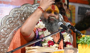 गोरखपुर भागवत कथा में स्वामी राजेंद्रदास का संदेश, बोले- भगवान की शरणागति ही जीव का वास्तविक घर