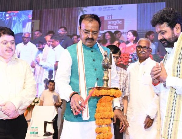 आयुर्वेद के प्रति लोगों का विश्वास बढ़ रहा: केशव प्रसाद मौर्य, स्वस्थ यूपी के निर्माण में योग-आयुर्वेद की अहम भूमिका