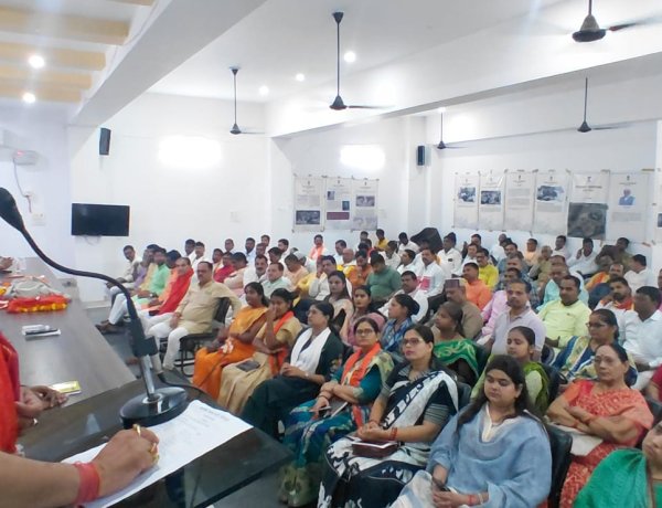अंतिम व्यक्ति तक विकास का लाभ पहुंचाना ही अंत्योदय”: लालबहादुर सरोज