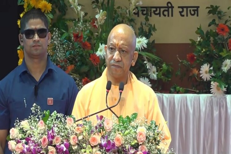 गोरखपुर में सीएम योगी का बयान- ‘रामद्रोही’ अयोध्या के वैभव से परेशान, सनातनियों को सतर्क रहने की जरूरत