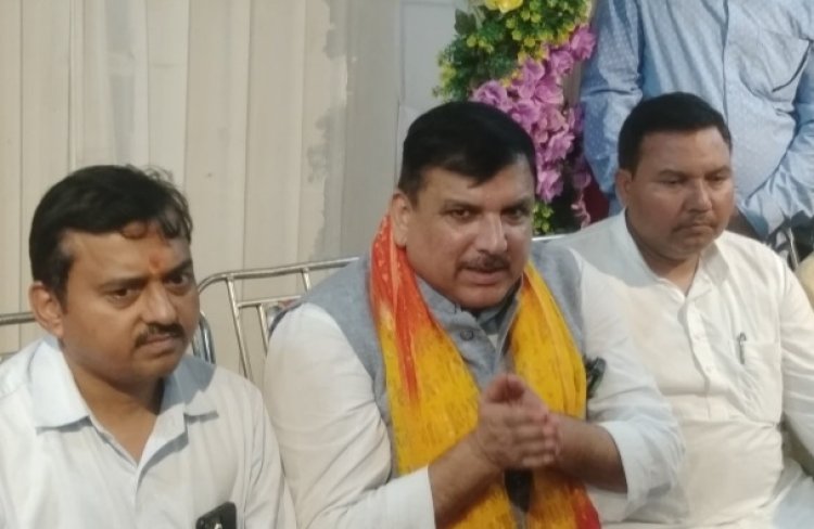 पांच सरकारी प्राथमिक विद्यालय केवल कागजों पर संचालित होने पर आआप ने मुख्यमंत्री से की कारवाई की मांग