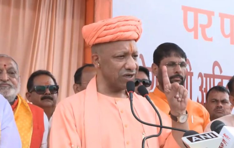 जिनकी बाबर-औरंगजेब में आस्था होगी, क्या वे आपकी आस्था का सम्मान कर पाएंगे : योगी आदित्यनाथ