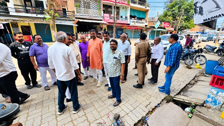 Prayagraj News: सलोरी दाधिकान्दों मेला मार्ग पर लटके तार होंगे ऊंचे, सीवर-सफाई में लापरवाही पर महापौर ने अफसरों को चेताया