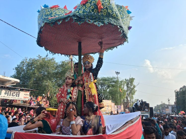 सुमेरपुर का तीजा महोत्सव बना वृंदावन, हरचंदन तालाब में सजी नाग नाथ लीला; कंस वध देख भाव-विभोर हुए श्रद्धालु