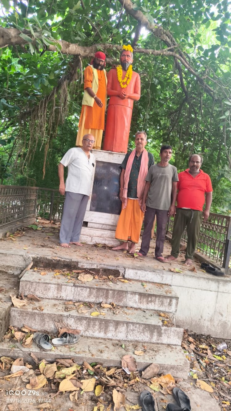 प्रयागराज में महाकवि निराला की प्रतिमा उपेक्षित, पार्क की बदहाली पर साहित्यकारों में रोष