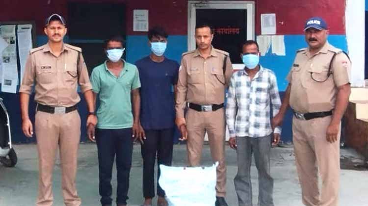 नशीली कोल्ड ड्रिंक पिलाकर 120 किलो पीतल चोरी, लक्सर पुलिस ने गिरोह के 3 आरोपी दबोचे