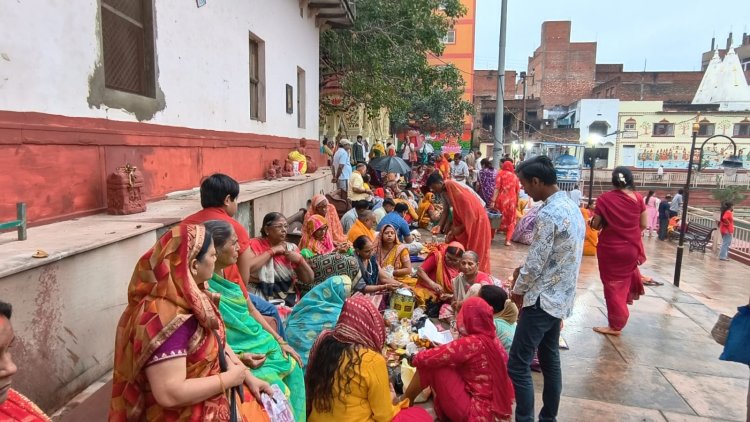 वाराणसी में श्रद्धा के साथ मनाई गई अनंत चतुर्दशी, महिलाओं ने भगवान विष्णु के अनंत स्वरूप की आराधना की