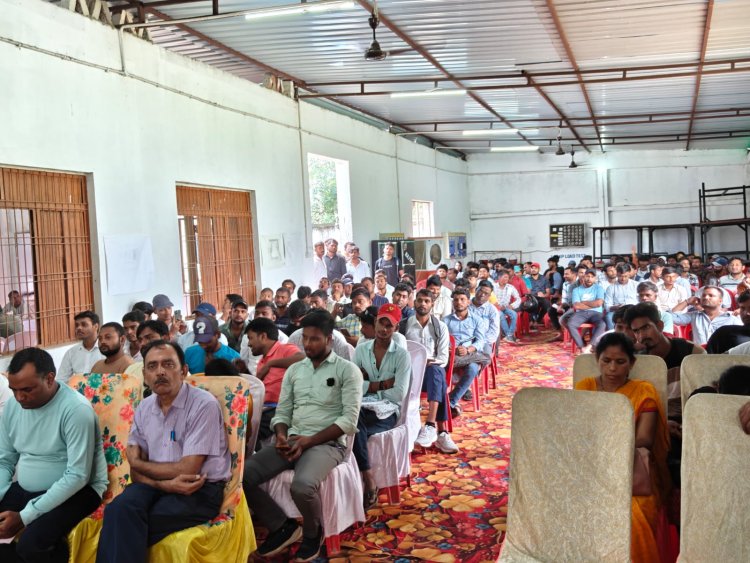 सोरांव रोजगार मेले में 1206 युवाओं ने आजमाई किस्मत, 657 अभ्यर्थियों को निजी कंपनियों में मिला चयन