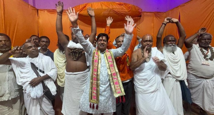 श्रीकृष्ण जन्मभूमि मंदिर निर्माण के समर्थन में आठ राज्यों के श्रद्धालुओं ने लिया संकल्प, जनजागरण अभियान चलाने की शपथ