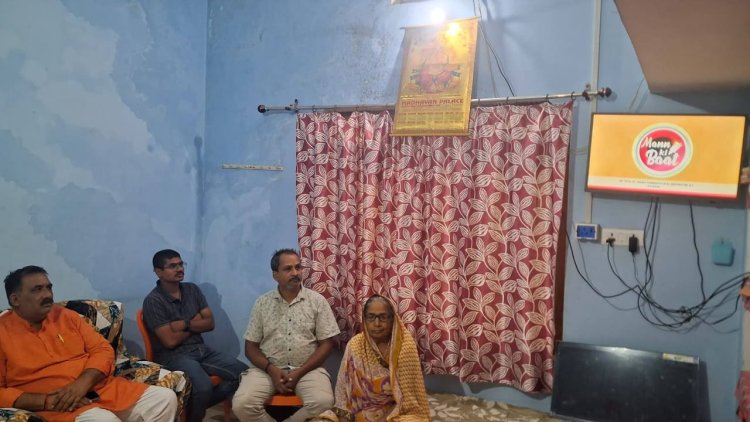 प्रयागराज में 1,615 बूथों पर सुनी गई ‘मन की बात’, राजेश शुक्ल बोले- सकारात्मक प्रयासों को मिलती है नई दिशा