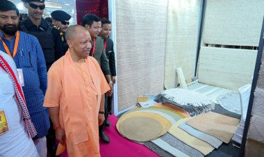 भदोही के कालीन को मिला ग्लोबल मंच, योगी बोले- अब हुनरमंदों को पलायन नहीं, अपनी माटी में मिल रहा रोजगार