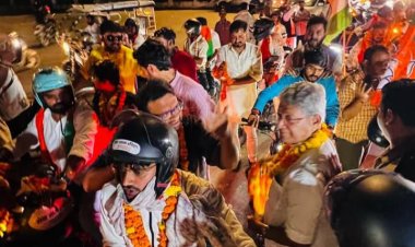 वडनगर से वाराणसी तक ‘सेवा संकल्प यात्रा’ अयोध्या पहुंची, गरुड़ द्वार पर हुआ भव्य स्वागत