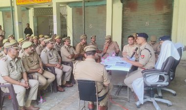 कानपुर में बिठूर नगर पंचायत अध्यक्ष पद के उपचुनाव के लिए पुलिस मुस्तैद, डीसीपी  ने दिए सुरक्षा के निर्देश