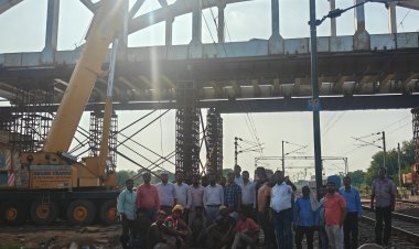 प्रयागराज के शंकरगढ़ में आरओबी निर्माण को मिली गति, 54 मीटर लंबे गर्डर की लॉन्चिंग पूरी