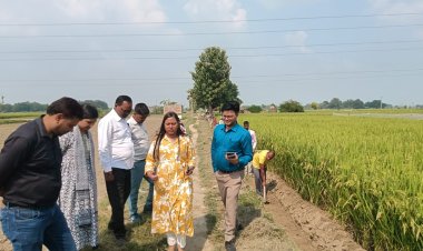 अधिक से अधिक श्रमिकों को रोजगार देकर मानव दिवस सृजन में लाएं तेजी : हर्षिका सिंह