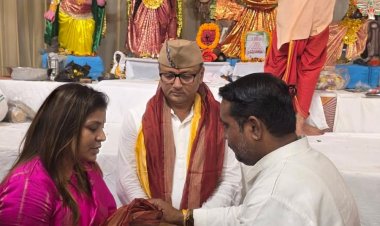 वाराणसी में महासप्तमी पर मां दुर्गा की प्रतिमाओं की प्राण प्रतिष्ठा, शाम से खुलेंगे पूजा पंडालों के पट