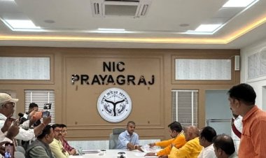 प्रयागराज: फर्जी और दोहरे मतदाताओं को रोकने की मांग, भाजपा ने निर्वाचन अधिकारी को सौंपा ज्ञापन