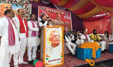 देश की एकता और अखंडता को मजबूत करने में सरदार पटेल का अहम याेगदान : डॉ. आरके वर्मा