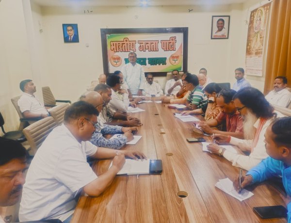 प्रयागराज में स्नातक चुनाव की तैयारी तेज, भाजपा ने 16 अक्टूबर तक मतदाता संपर्क अभियान का बनाया लक्ष्य