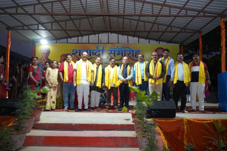 एनी बेसेंट सरस्वती विद्या मंदिर के शताब्दी समारोह में संस्कृति की झलक, तोड़िया नृत्य और कृष्ण वंदन ने मोहा मन