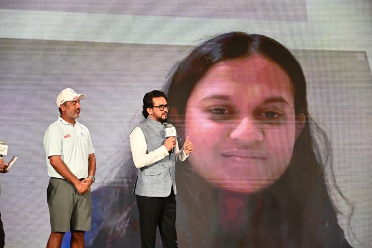 एशियाई खेलों में गोल्ड जीतने वाली प्रणवी उर्स को मिलेगा 1 करोड़ का इनाम, टीम की तीनों गोल्फरों पर भी बरसेगा पुरस्कार