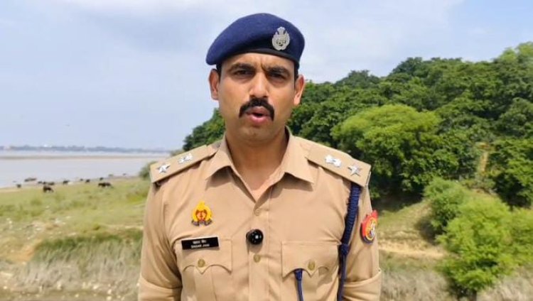 प्रयागराज में झाड़ियों के बीच मिला 17 वर्षीय किशोर का शव, परिवार ने जताई हत्या की आशंका; 3 टीमें जांच में जुटीं