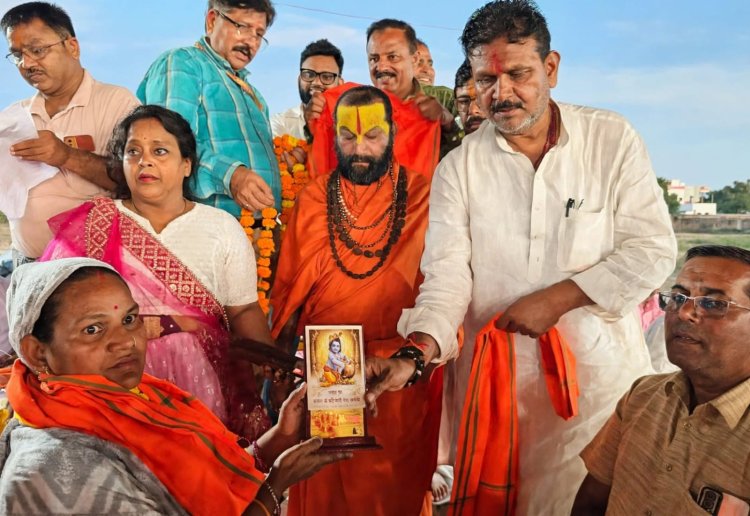 प्रयागराज में दधिकांदो मेले के सफाई कर्मियों का सम्मान, महापौर गणेश केसरवानी बोले- स्वच्छ भारत के निर्माता हैं