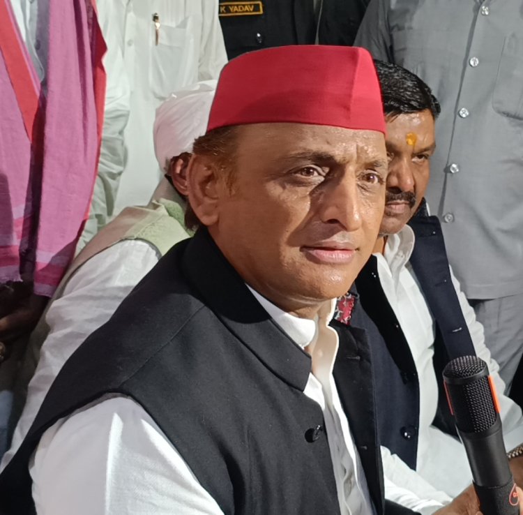 अखिलेश यादव की योगी आदित्यनाथ को सलाह- अयोध्या से लड़ें चुनाव, राम मंदिर और विकास को लेकर साधा निशाना