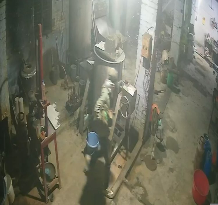 चांदी प्रसंस्करण कारखाने से 18 किलो चांदी चोरी, कीमत 45 लाख रुपये