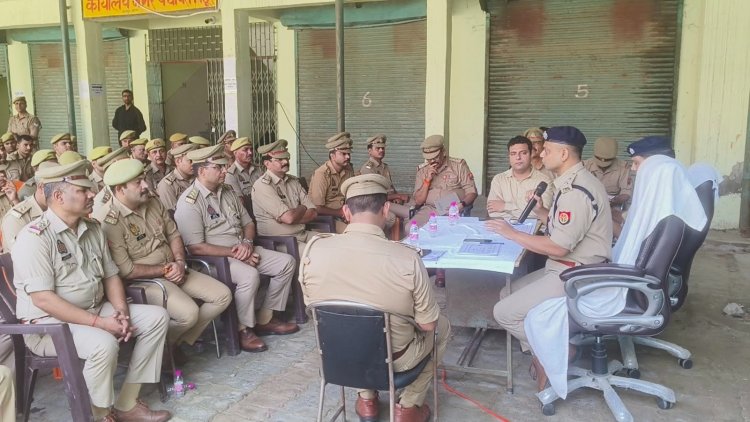 कानपुर में बिठूर नगर पंचायत अध्यक्ष पद के उपचुनाव के लिए पुलिस मुस्तैद, डीसीपी  ने दिए सुरक्षा के निर्देश
