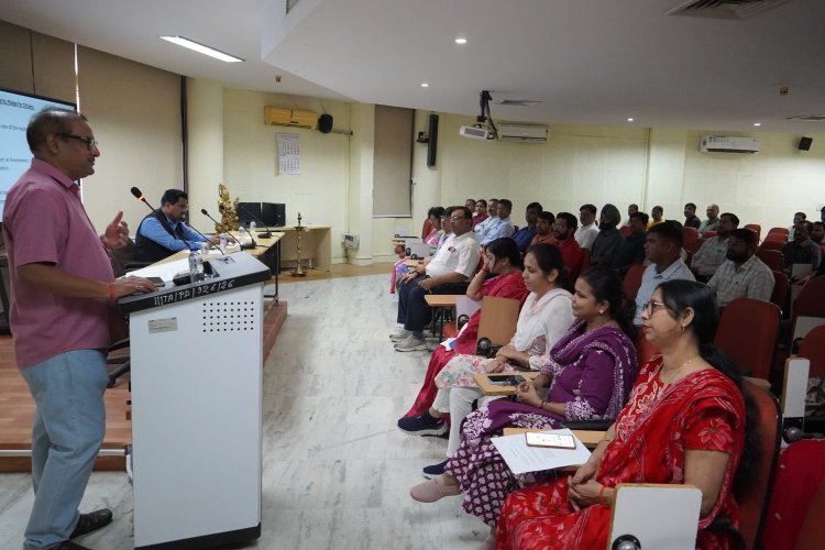 सुशासन के लिए ईमानदारी और जवाबदेही की संस्कृति जरूरी: प्रो. रजत सिंह