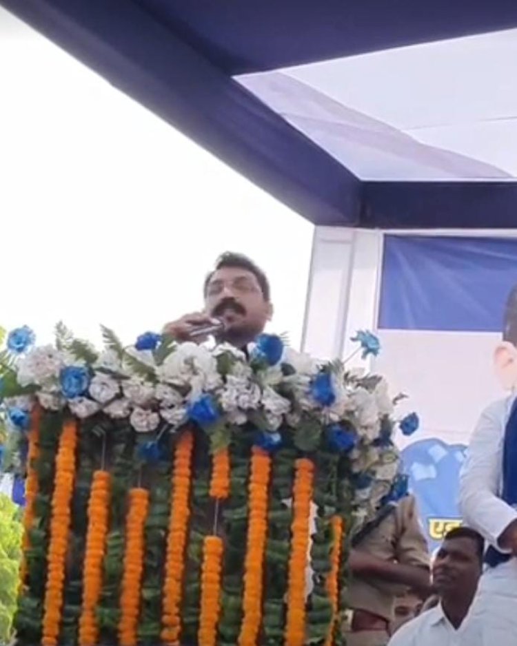 डिग्रियां लेकर घूम रहे नौजवान, रोजगार नहीं’, फूलपुर में चंद्रशेखर आजाद का सरकार पर हमला