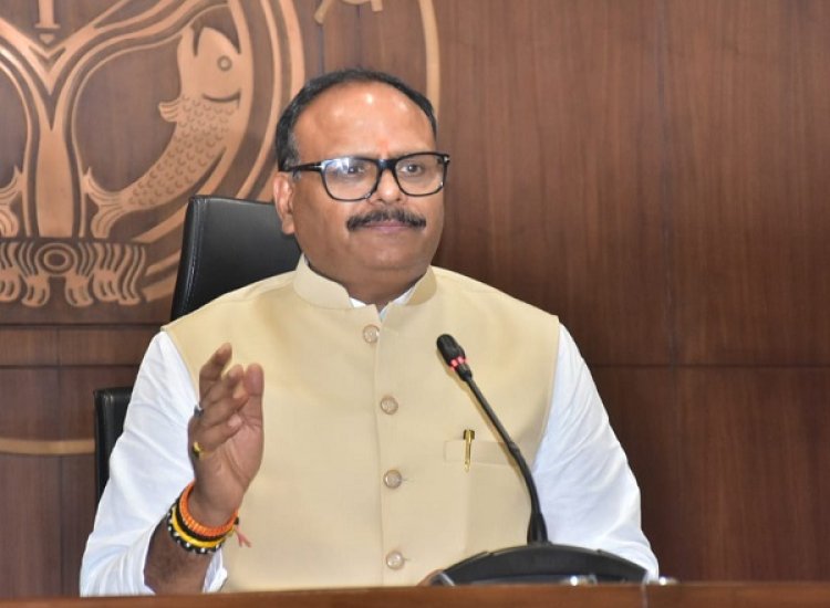 सील अस्पतालों का नाम बदलकर चलाने और अवैध वसूली के आरोपों पर सख्त हुए ब्रजेश पाठक, एक सप्ताह में मांगी जांच रिपोर्ट