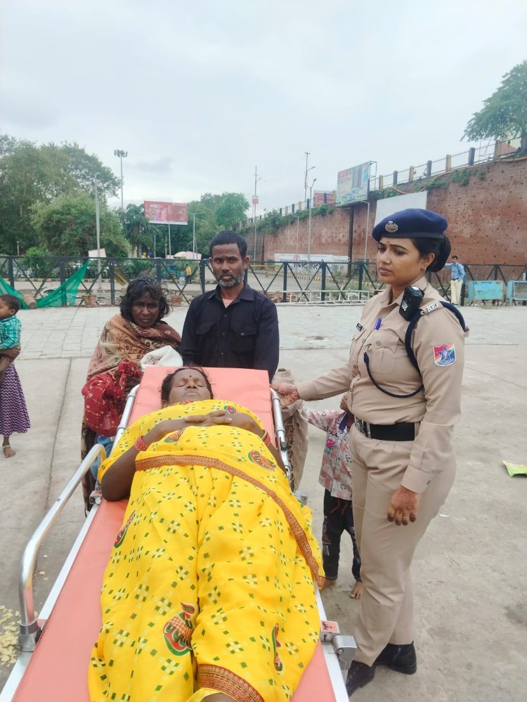 कानपुर रेलवे स्टेशन के प्लेटफॉर्म पर महिला ने दिया बच्चे को जन्म, GRP ने पहुंचाया अस्पताल